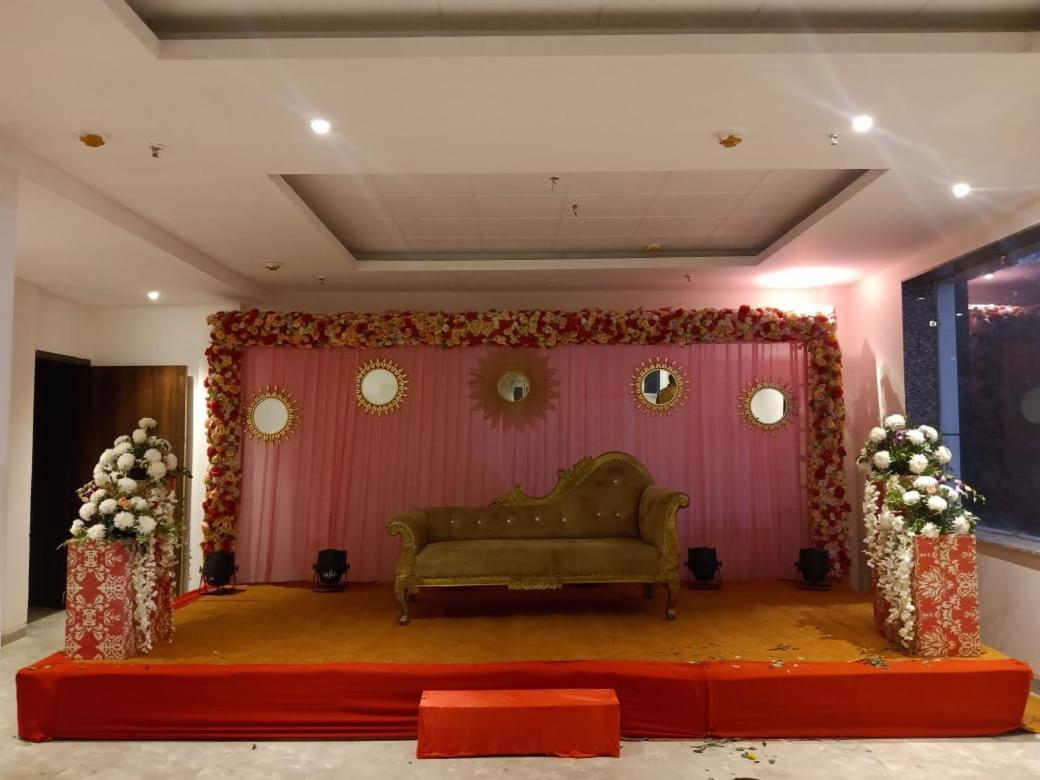 Sourav Park Inn Agra  Exteriör bild